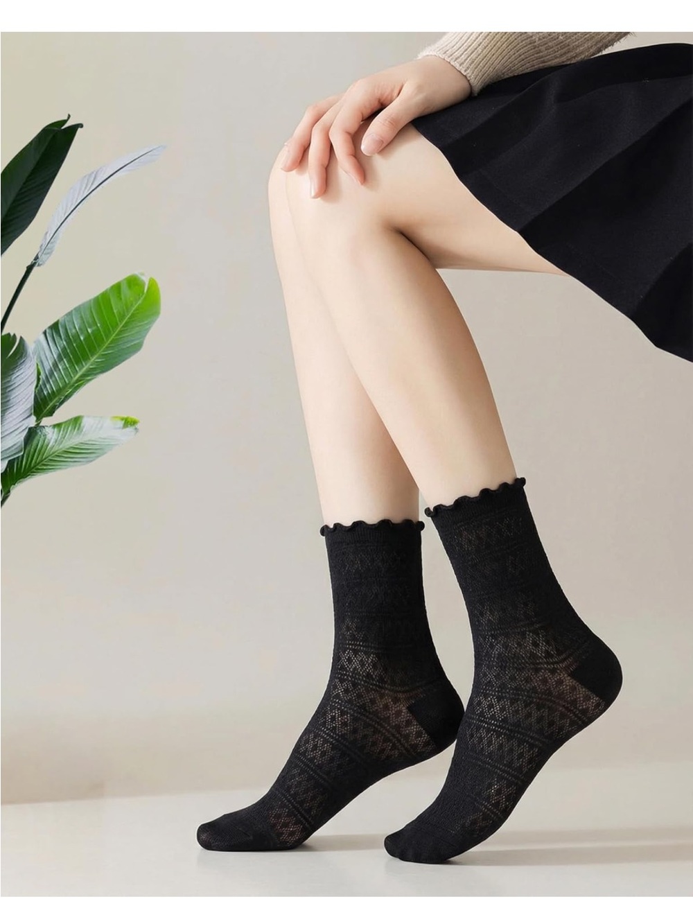 6-Pack Black Patterned Women's Crew Socks - Picture 3 of 3